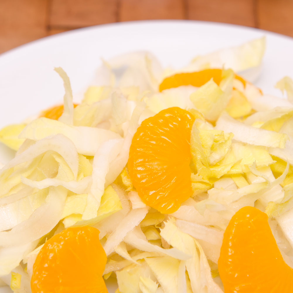 Chicoréesalat mit Orangen Chicoréesalat mit Orangen