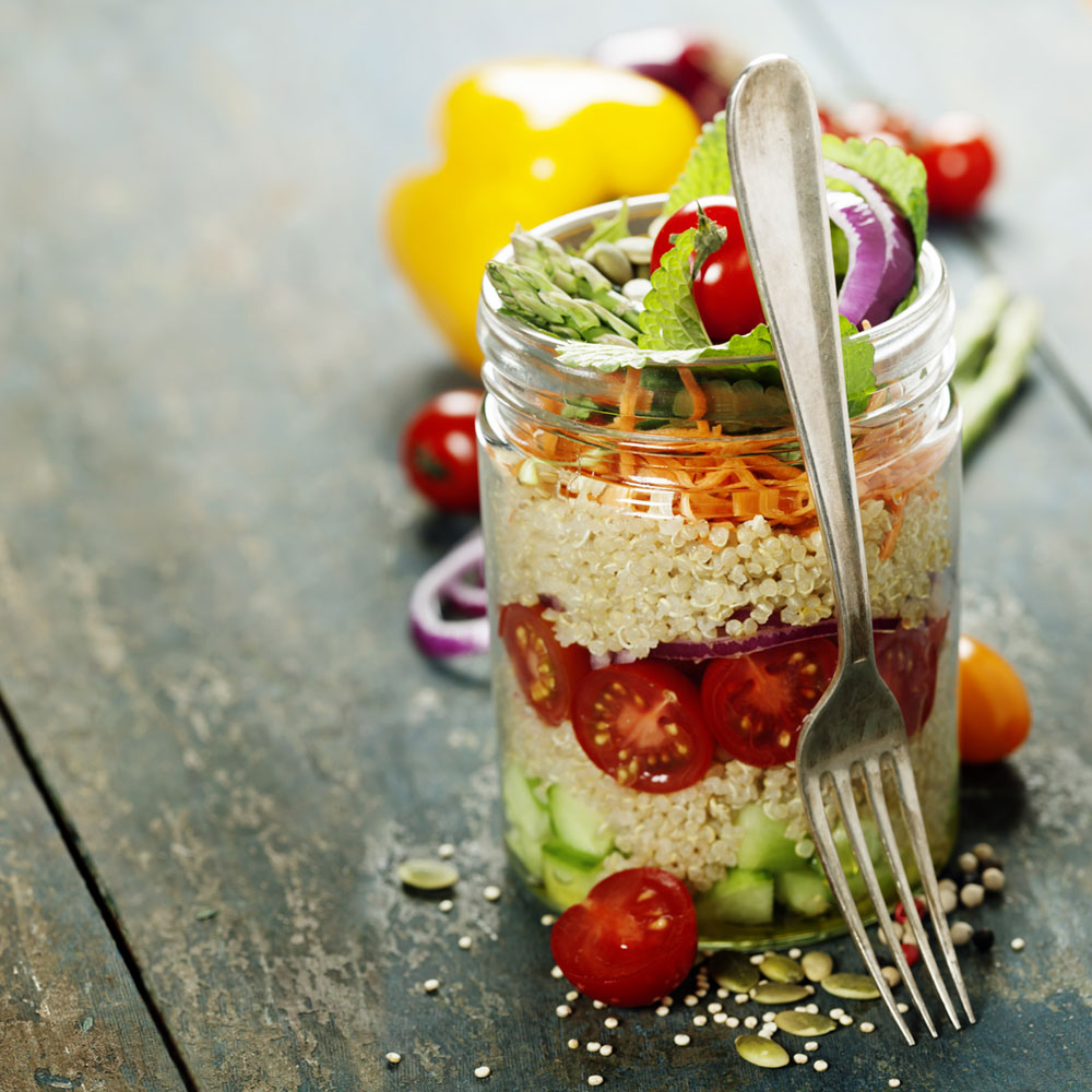 Hirse-Schichtsalat mit Feigensenf-Dressing Hirse-Schichtsalat mit Feigensenf-Dressing
