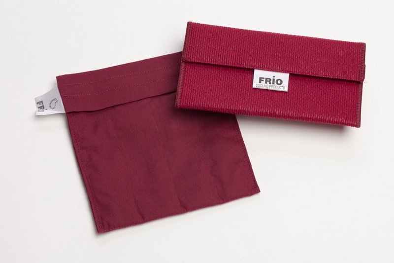 Frio-Kühltasche klein 14 x 15 cm weinrot